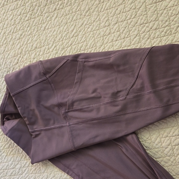 Lululemon All The Right Places Crop - Picture 4 of 7